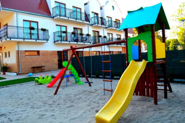 Plac zabaw Dom Wczasowy Grot Mrzeżyno